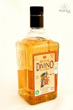 Divino Mezcal Reposado